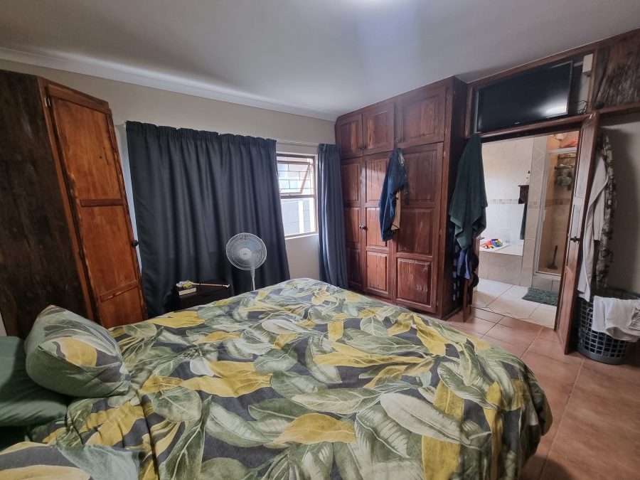 3 Bedroom Property for Sale in Dobson Western Cape